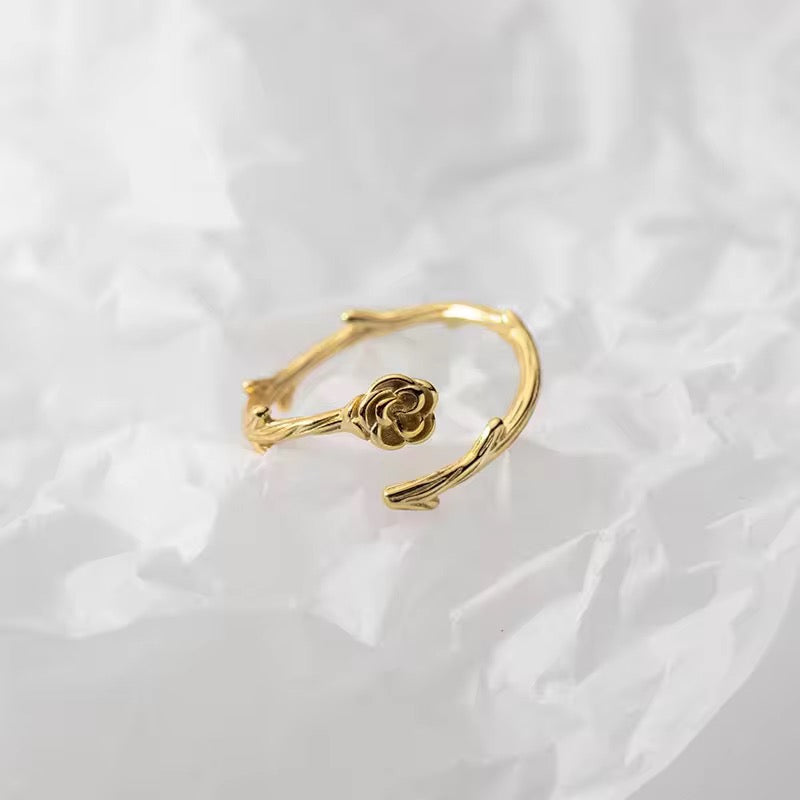 Thorned Rose Ring